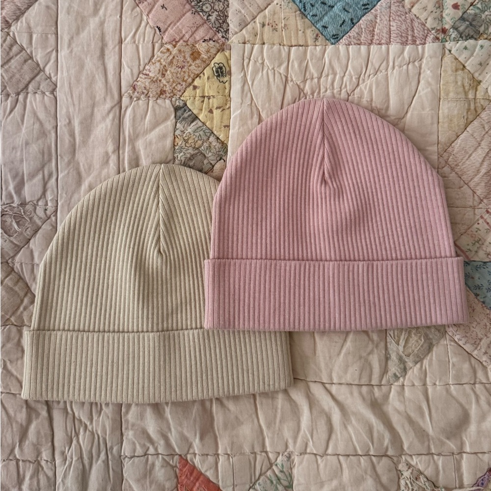 Kuling Ribbed Cotton Beanies – Blush & Oatmeal